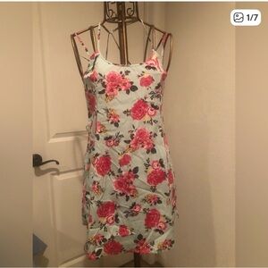 Element Jac Vanek Floral Slip Dress Size Medium. Style # JD655VER.